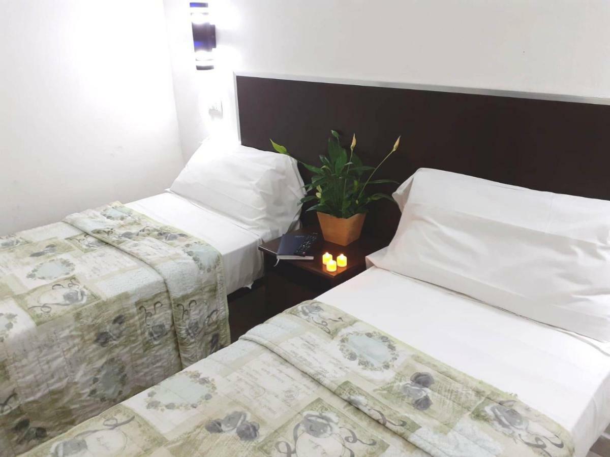 Sarkar House Bed & Breakfast Rom